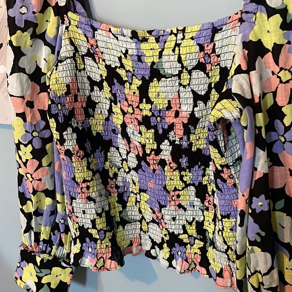 Free People Floral Puff-Sleeve Top - L - NWOT - Picture 4 of 7